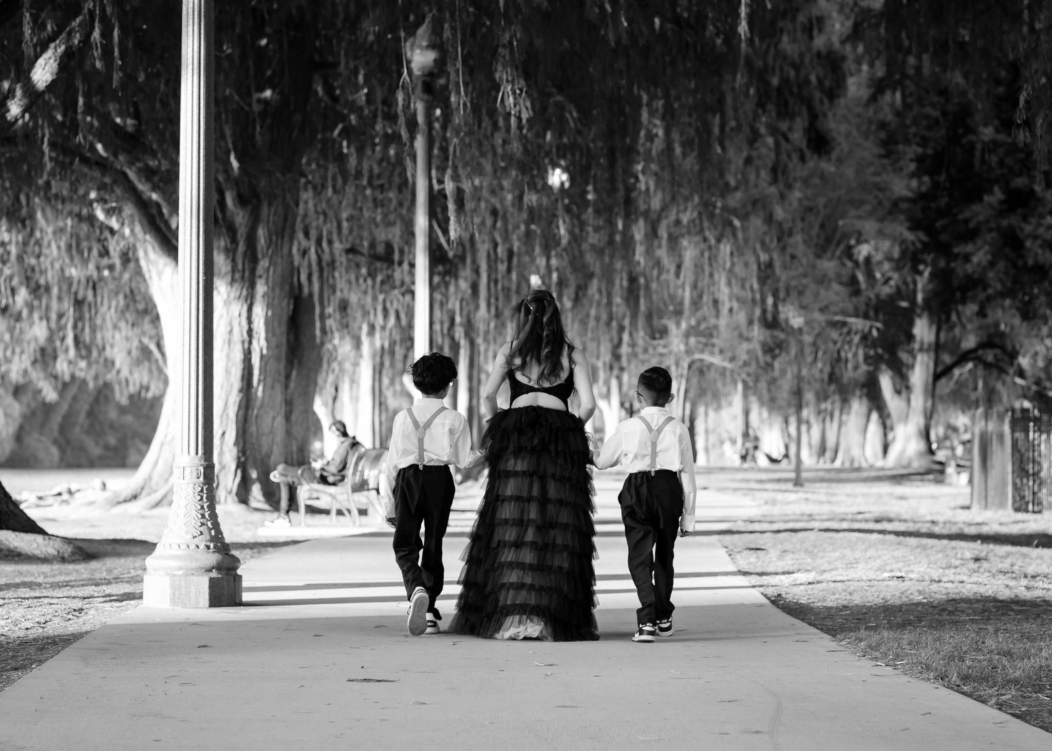 5 Mistakes to Avoid When Booking Family Photos