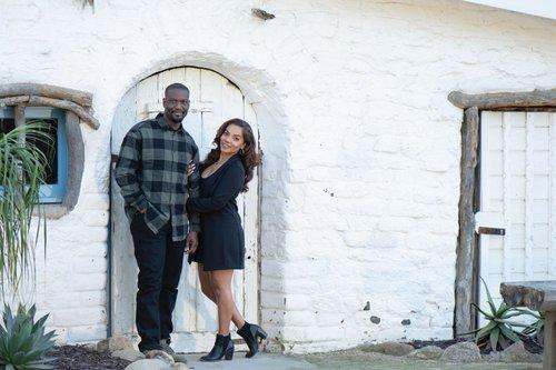 mobile - carousel-hero-element image-3