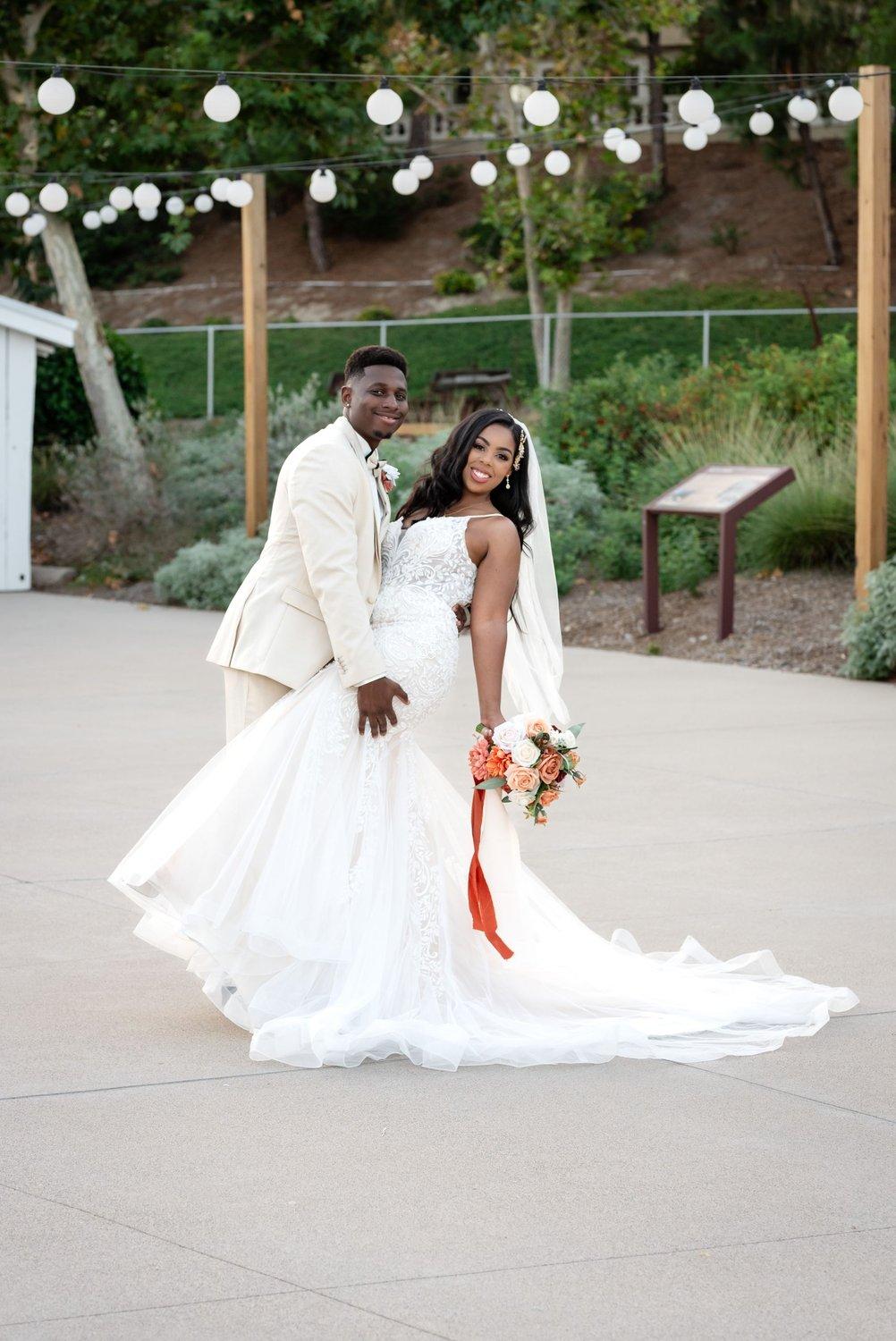 carousel-hero-element image-1