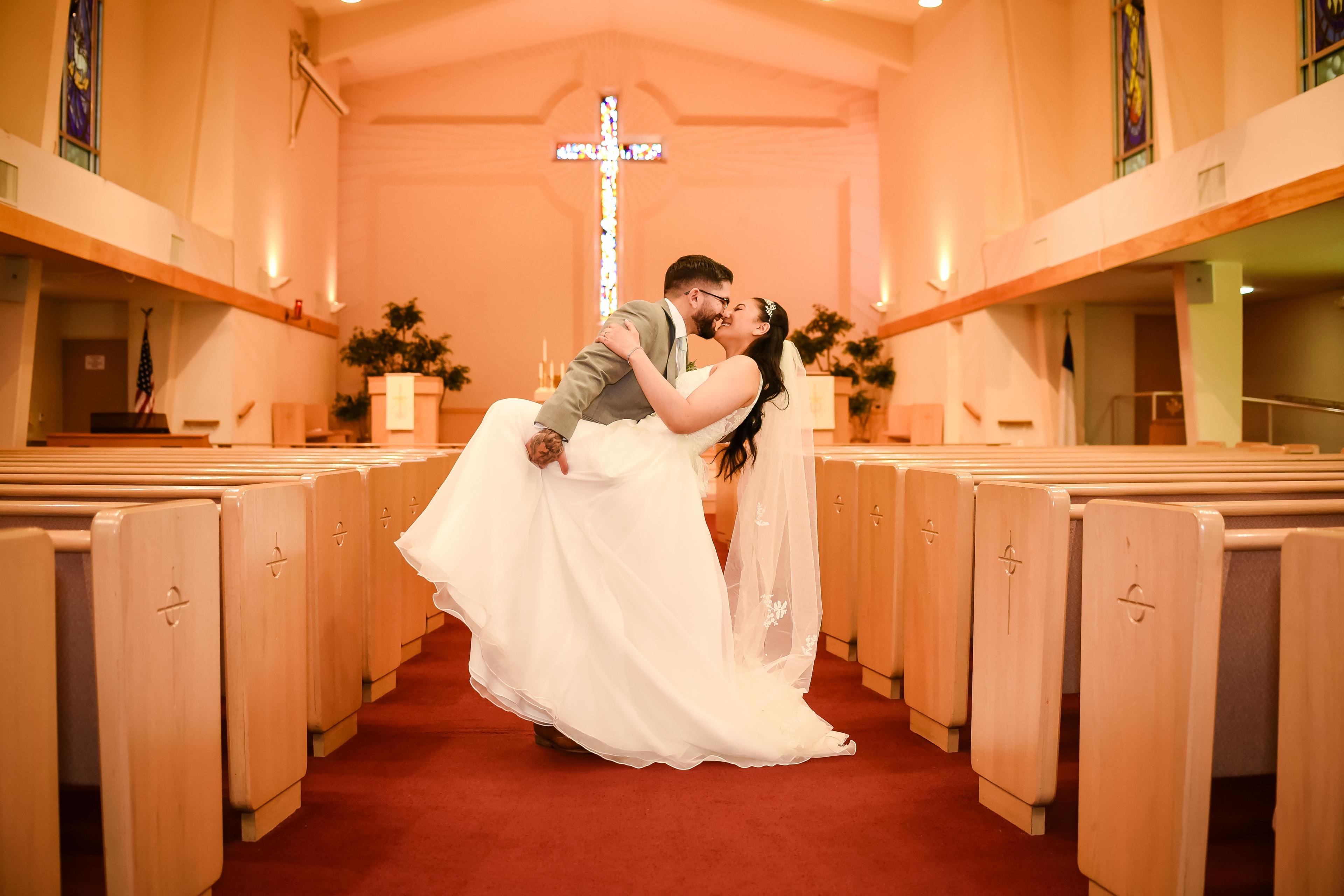 What’s the Difference Between a 6-Hour and 10-Hour Wedding Photography Package?