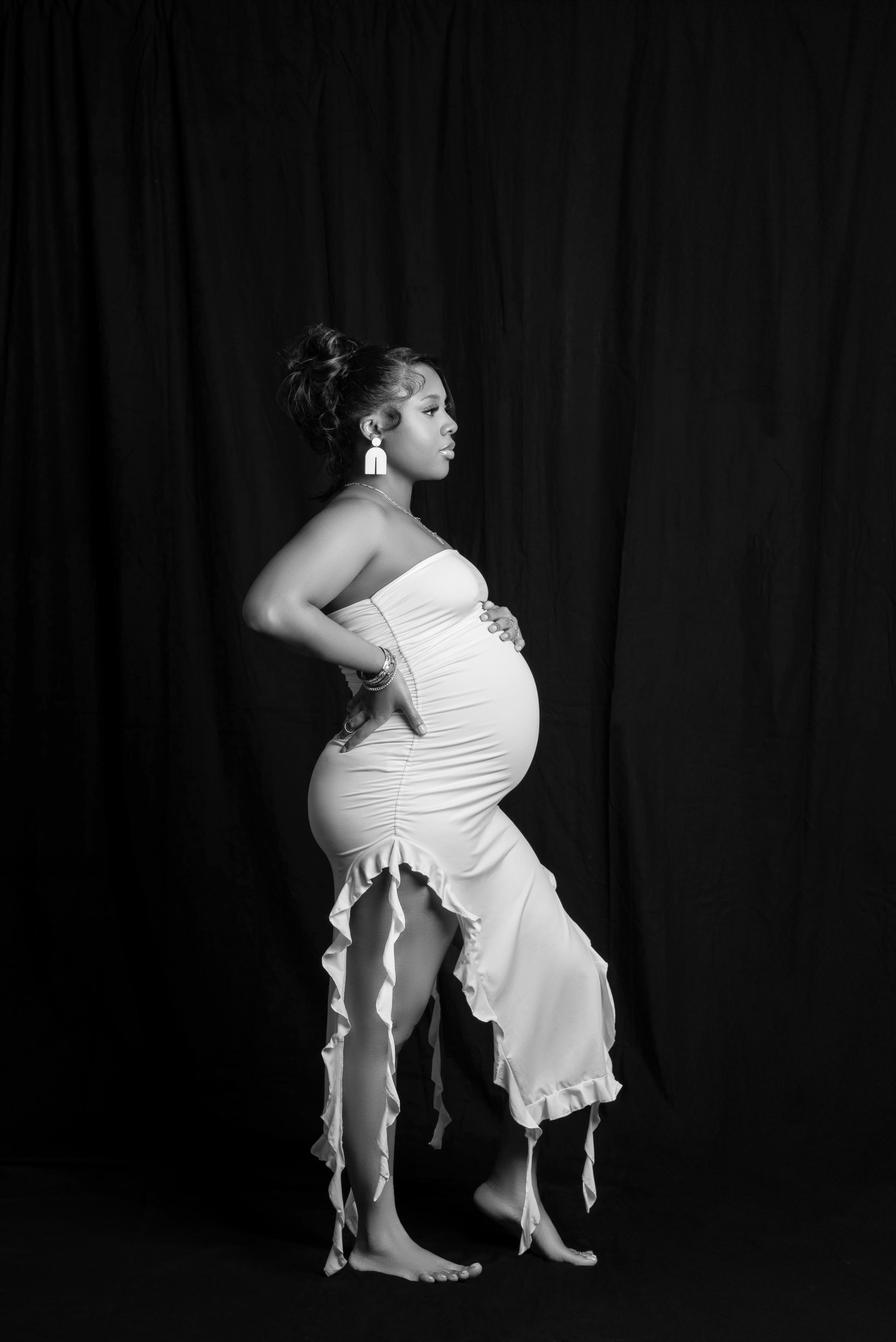 The Unforgettable Magic of Maternity Photos